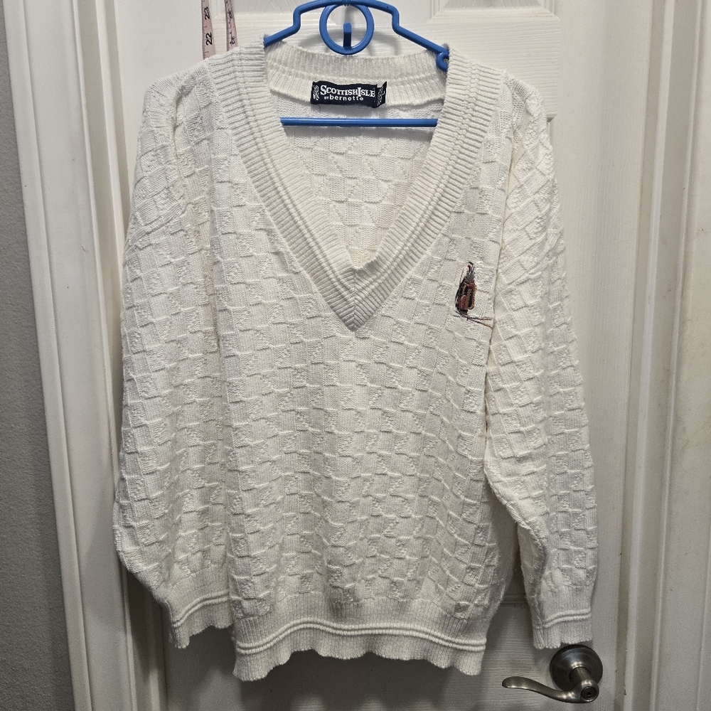 Scottish Isle By Bernette Vintage White V-Neck Sweater Size L